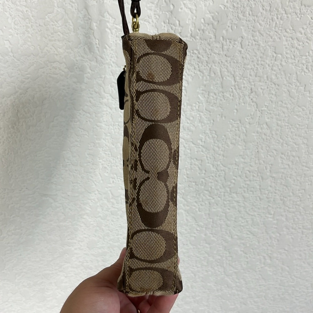 COACH NY Hampton Turnlock Monogramed Logo Leather Trim Wristlet Wallet - Picture 5 of 7